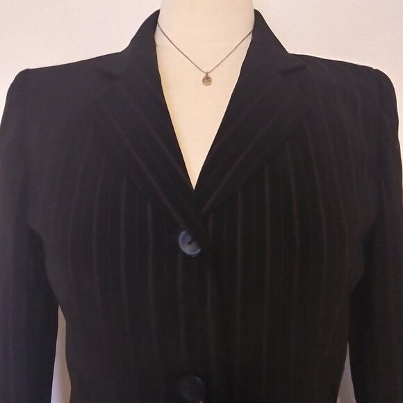 Jones Wear Women's Blazer Jacket 3 Button Notched Collar Pink Pinstripes… - Picture 3 of 10